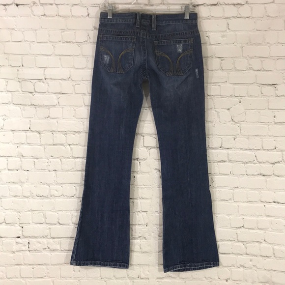 Hollister Denim - Gently used Hollister distressed jeans